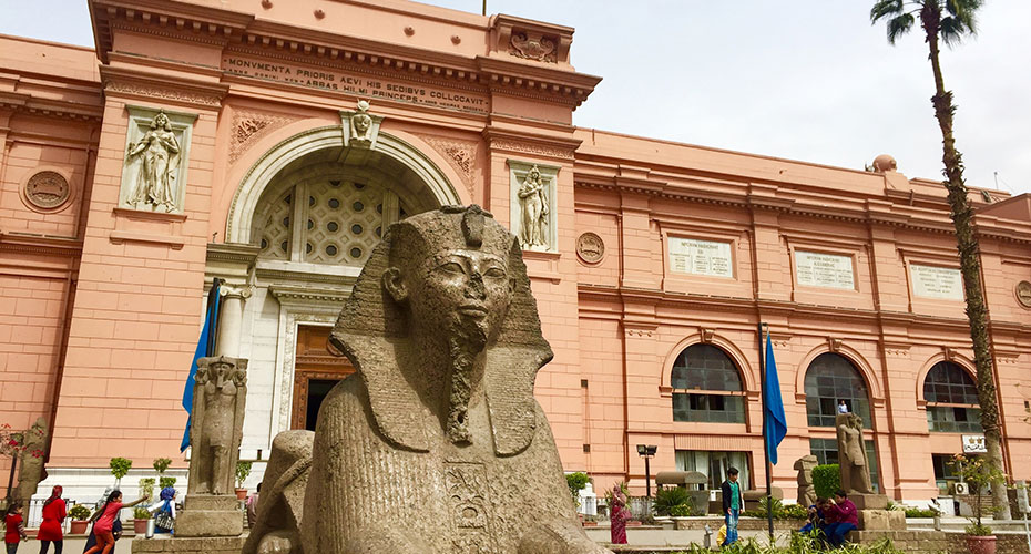 Egyptian Museum, Citadel and Old Cairo Tour