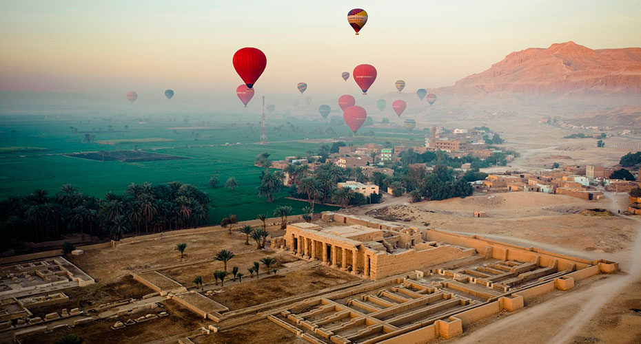 Hot Air Balloon Ride in Luxor